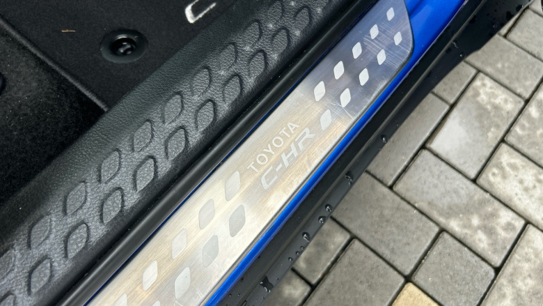 Toyota C-HR 1.8 Hybrid Design 5dr CVT Hybrid Hatchback